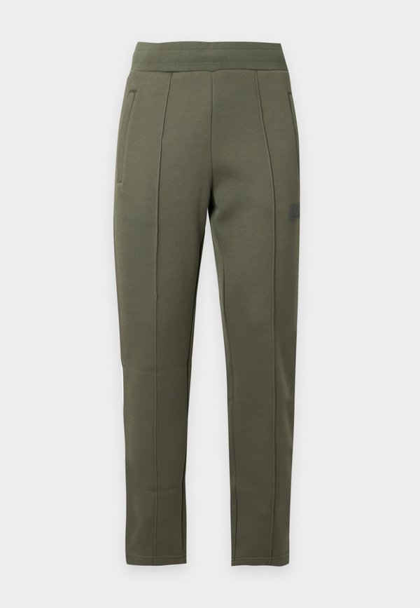 EA7 Emporio Armani