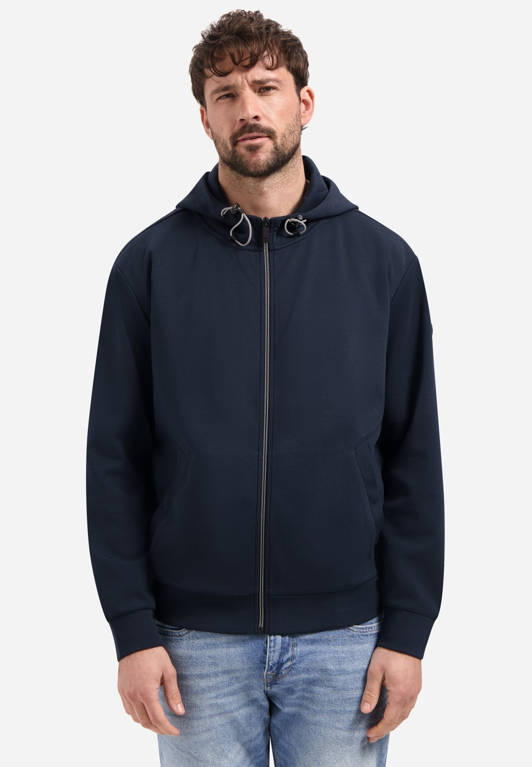 HOODED Media 3