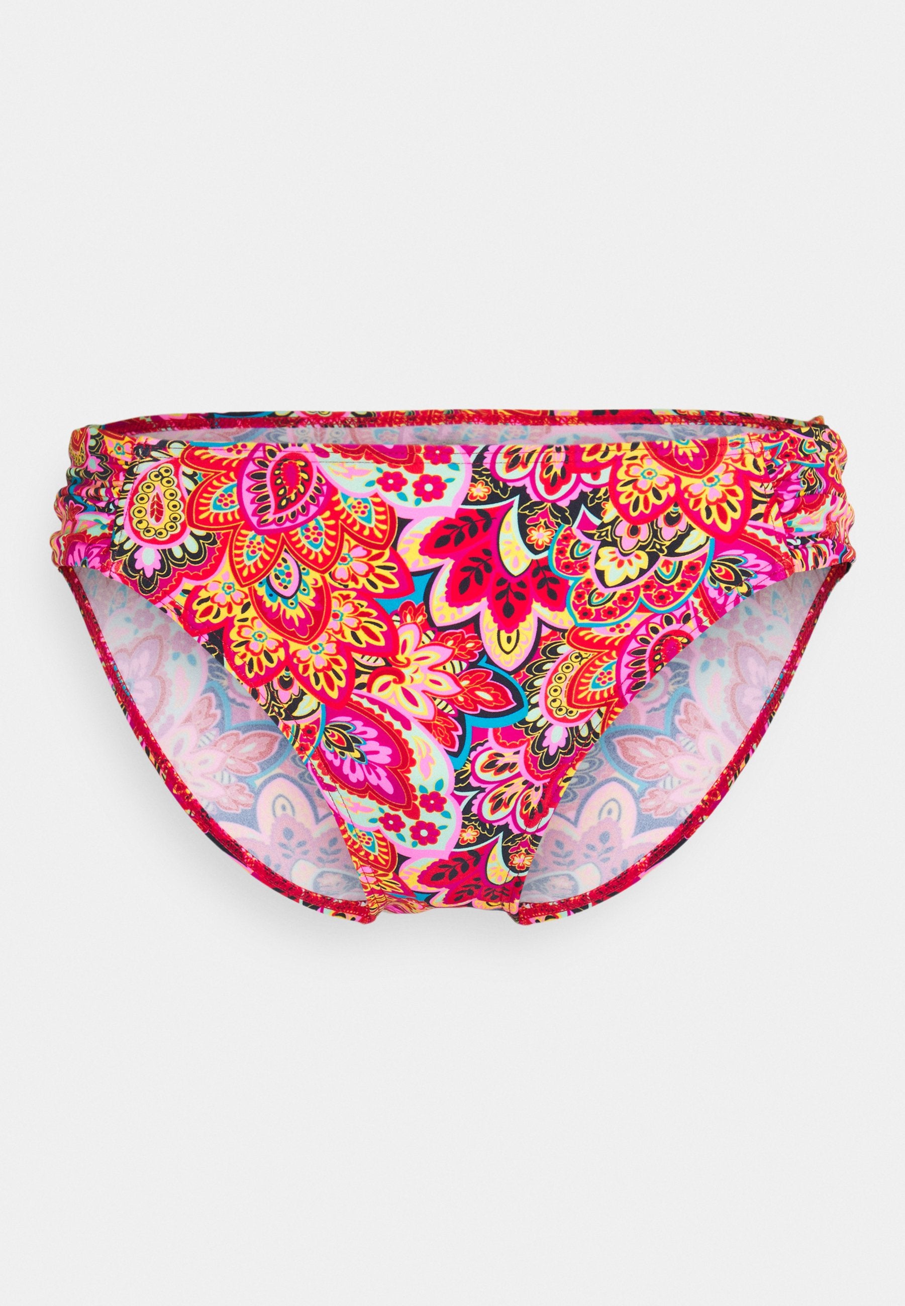 Pour Moi TAB BRIEF