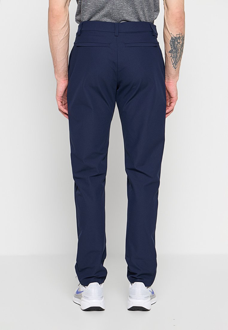 Nike Performance SLIM FIT