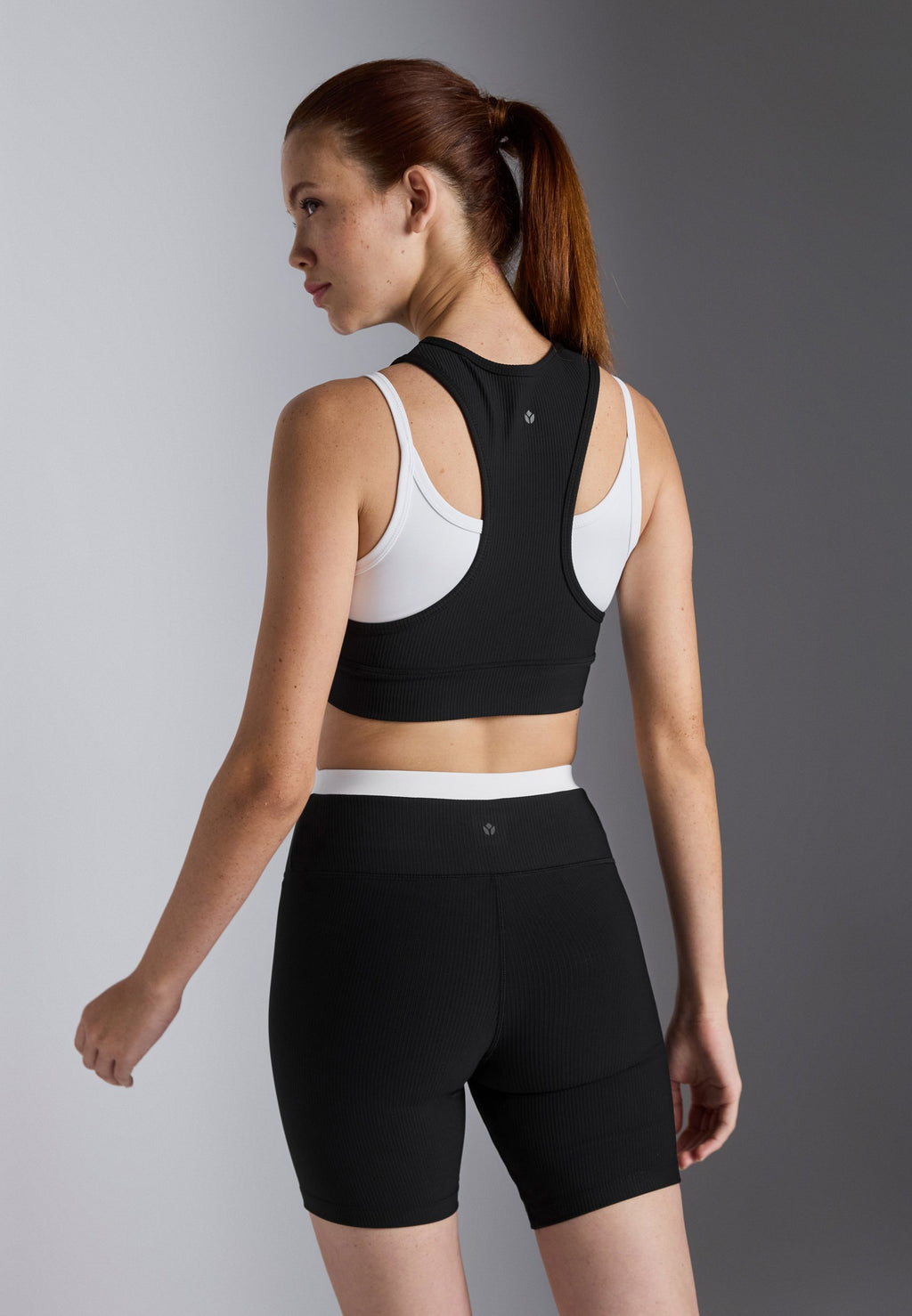 Even&Odd active DOUBLE LAYER SLEEVELESS CONTRAST TOP