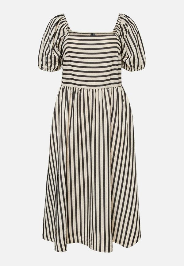 Vero Moda Curve VMCRIN SQUARE NECK DRESS - Day dress - birch/black