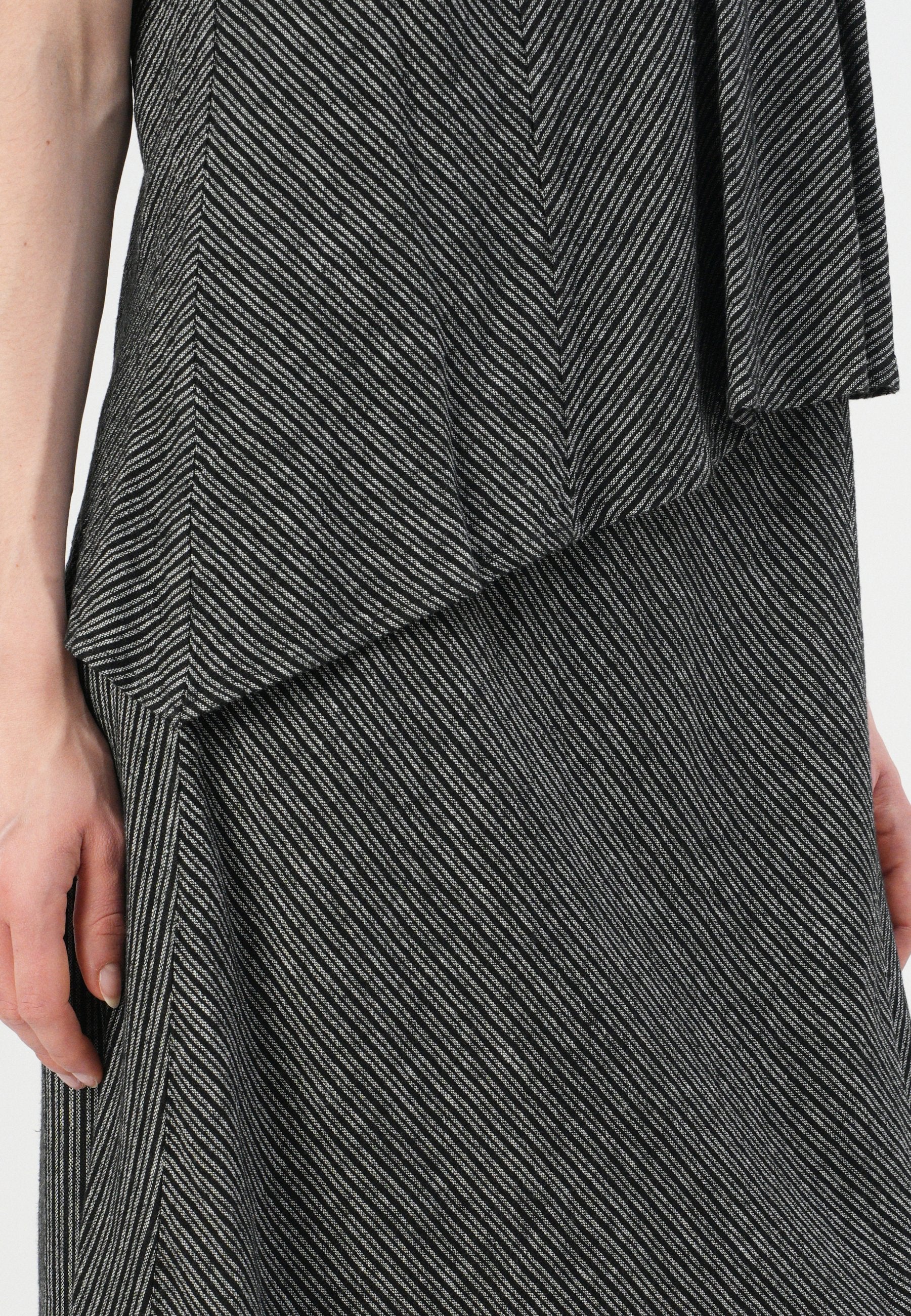 DKNY