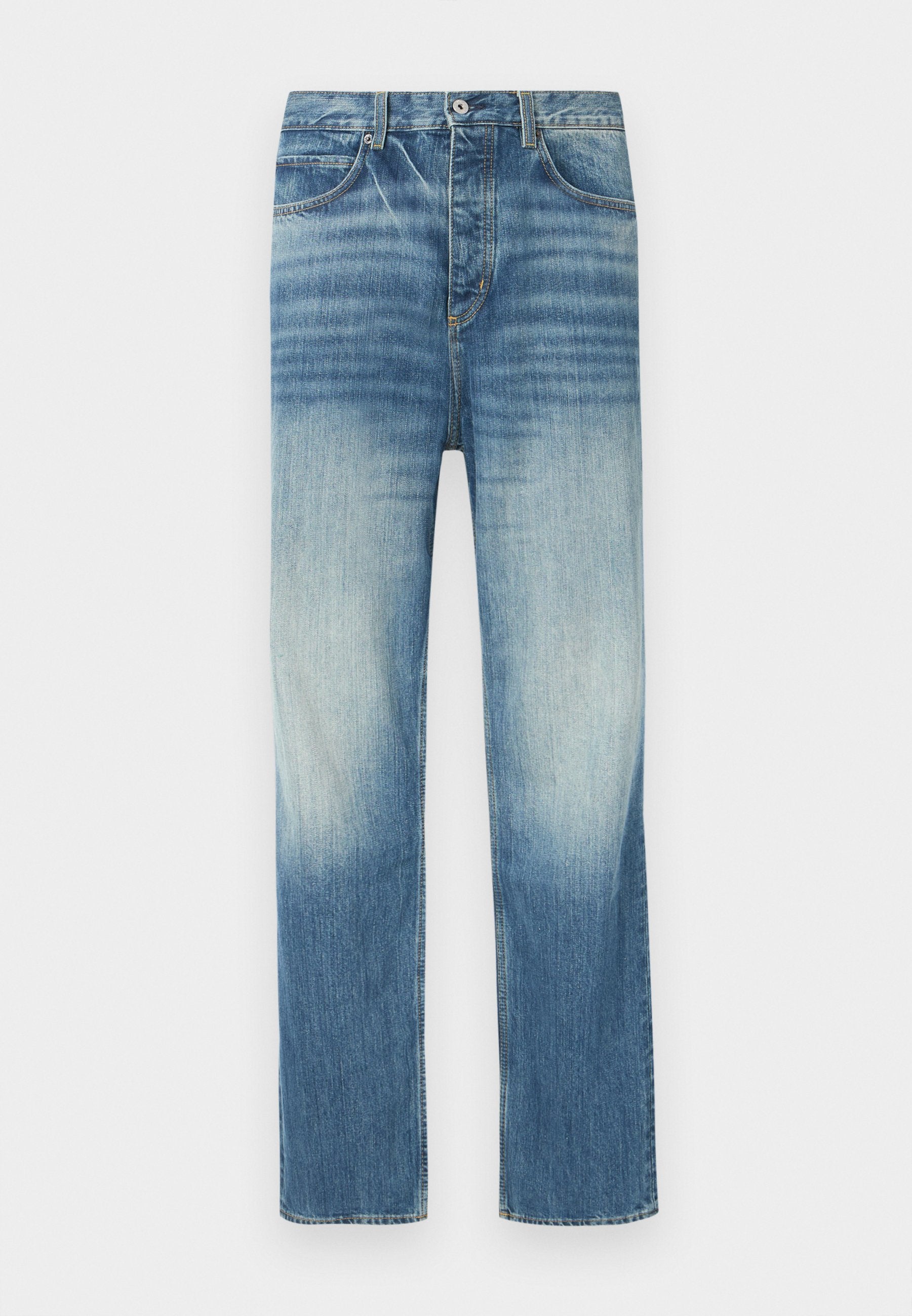 Hellblaue Denim-Jeans mit verwaschenem Finish, geradem Schnitt, Fünf-Taschen-Design und Knopfverschluss am Bund.