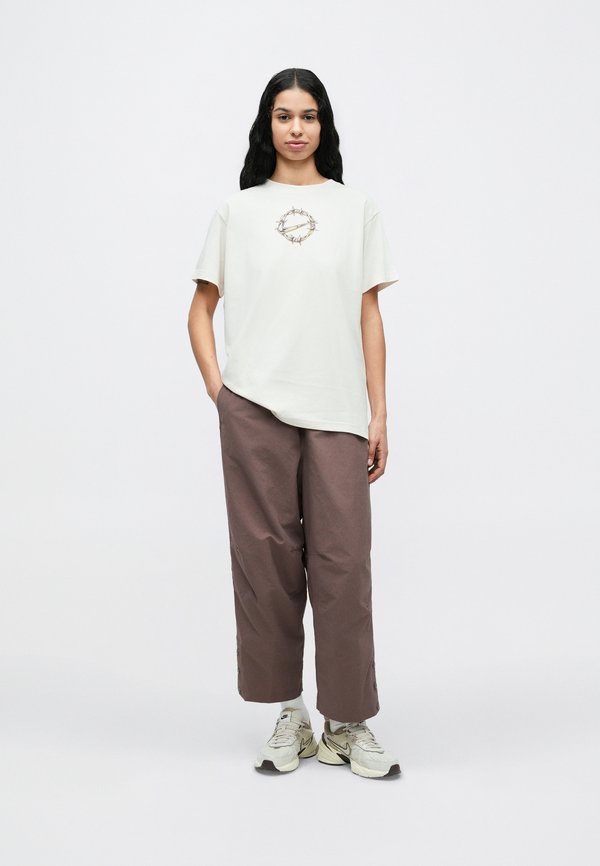 Nike Sportswear CLASSIC TEE