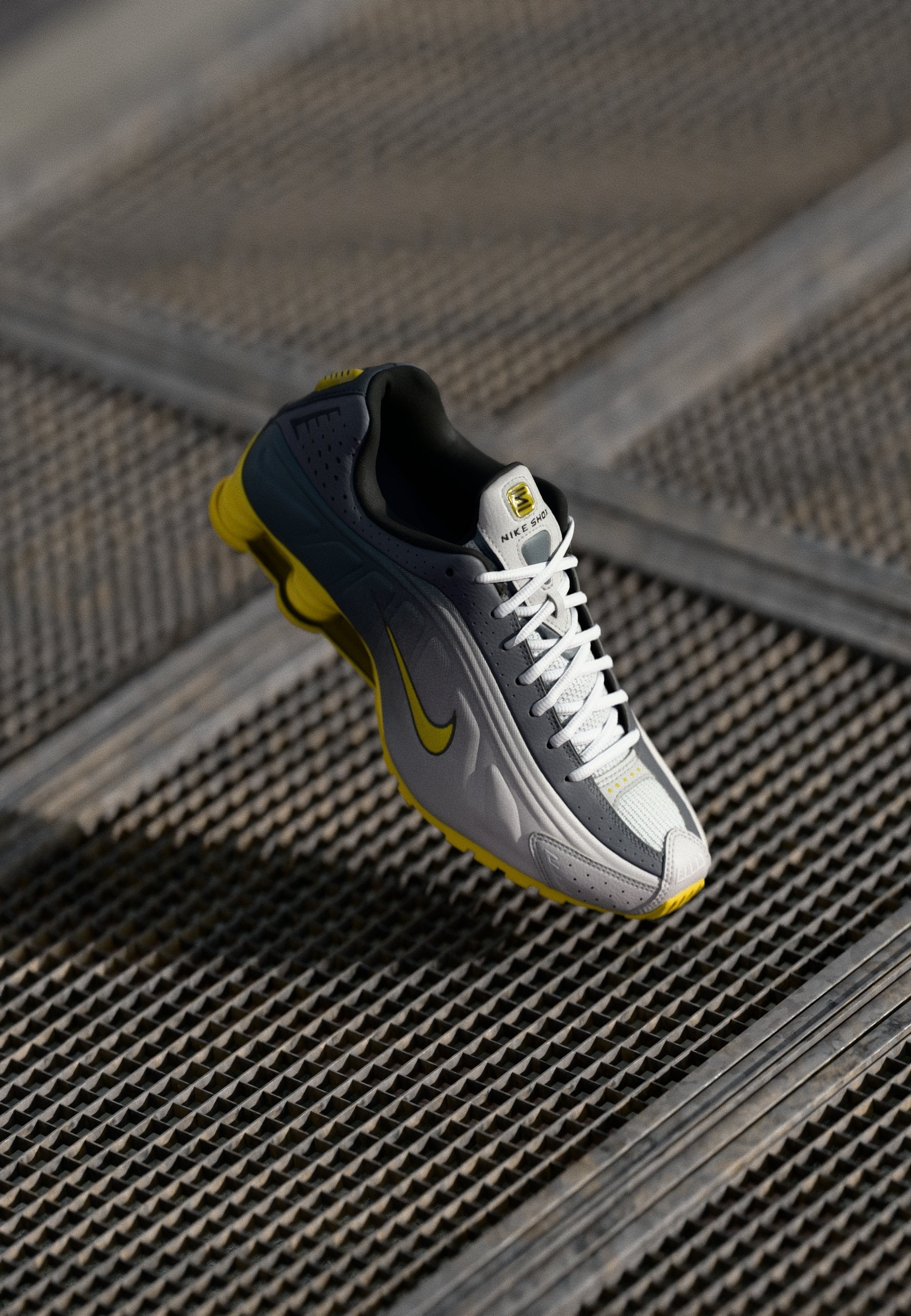 Nike Sportswear SHOX R4 SE UNISEX