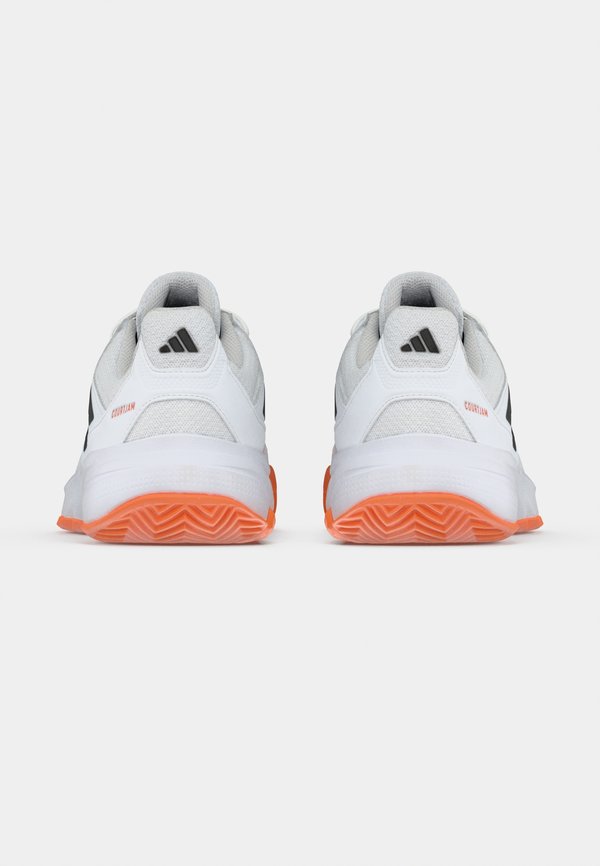 adidas Performance COURTJAM CONTROL 3