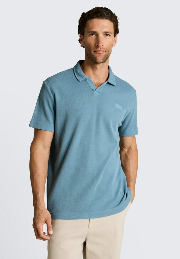 TOM TAILOR GARMENT DYE RESORT COLLAR POLO - Polo shirt - mountain spring blue