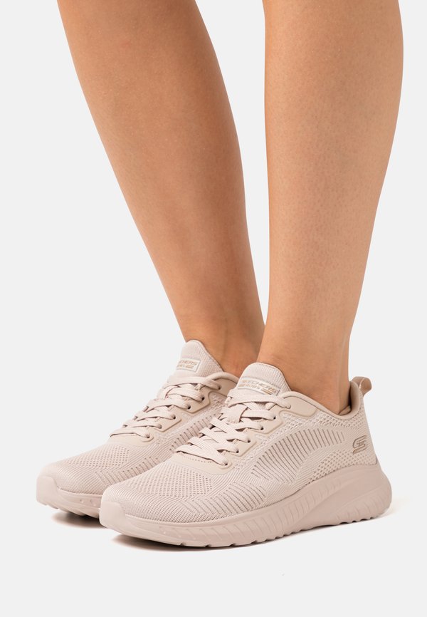 Skechers BOBS SQUAD CHAOS - Trainers - nude
