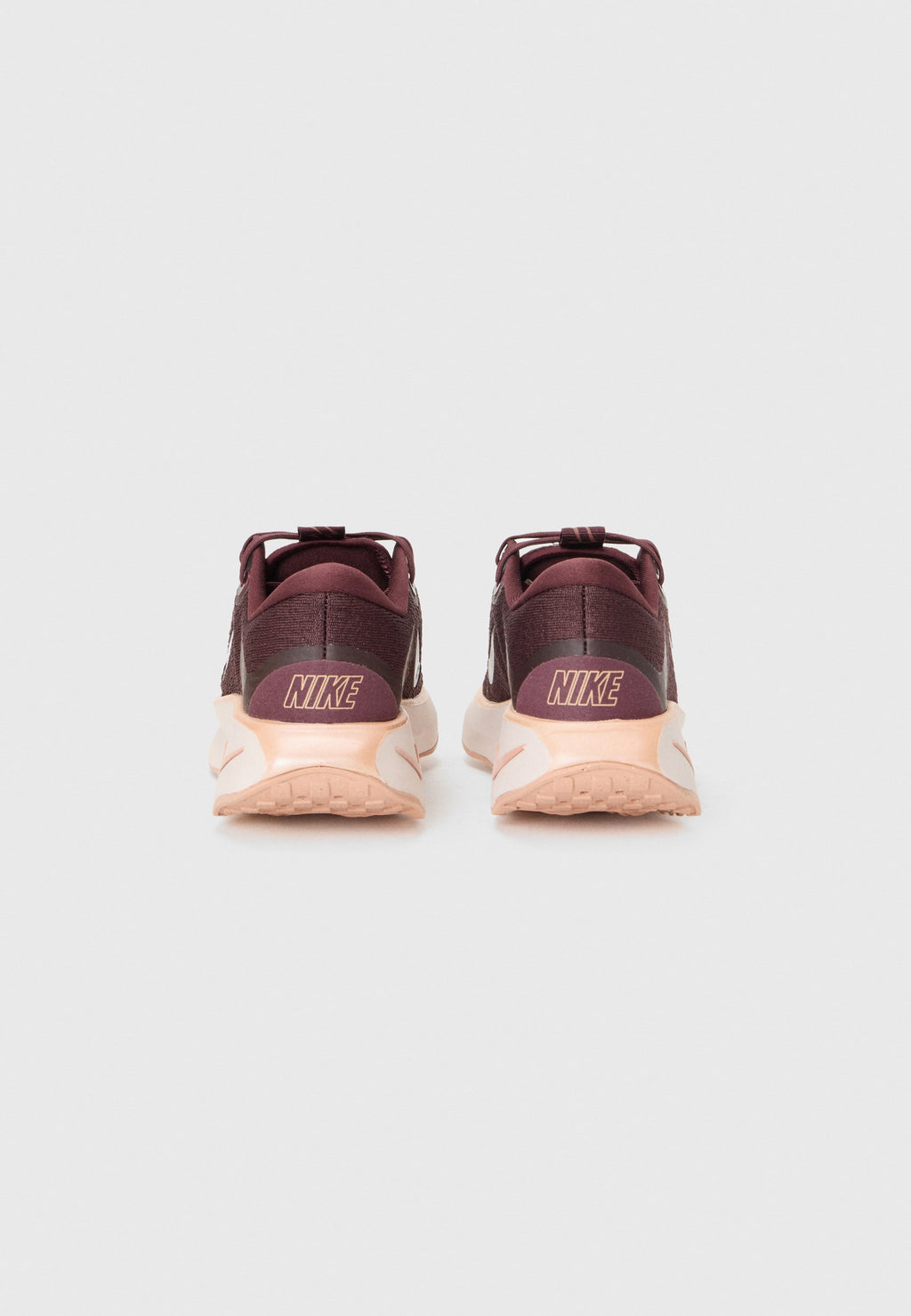 Nike Performance MOTIVA
