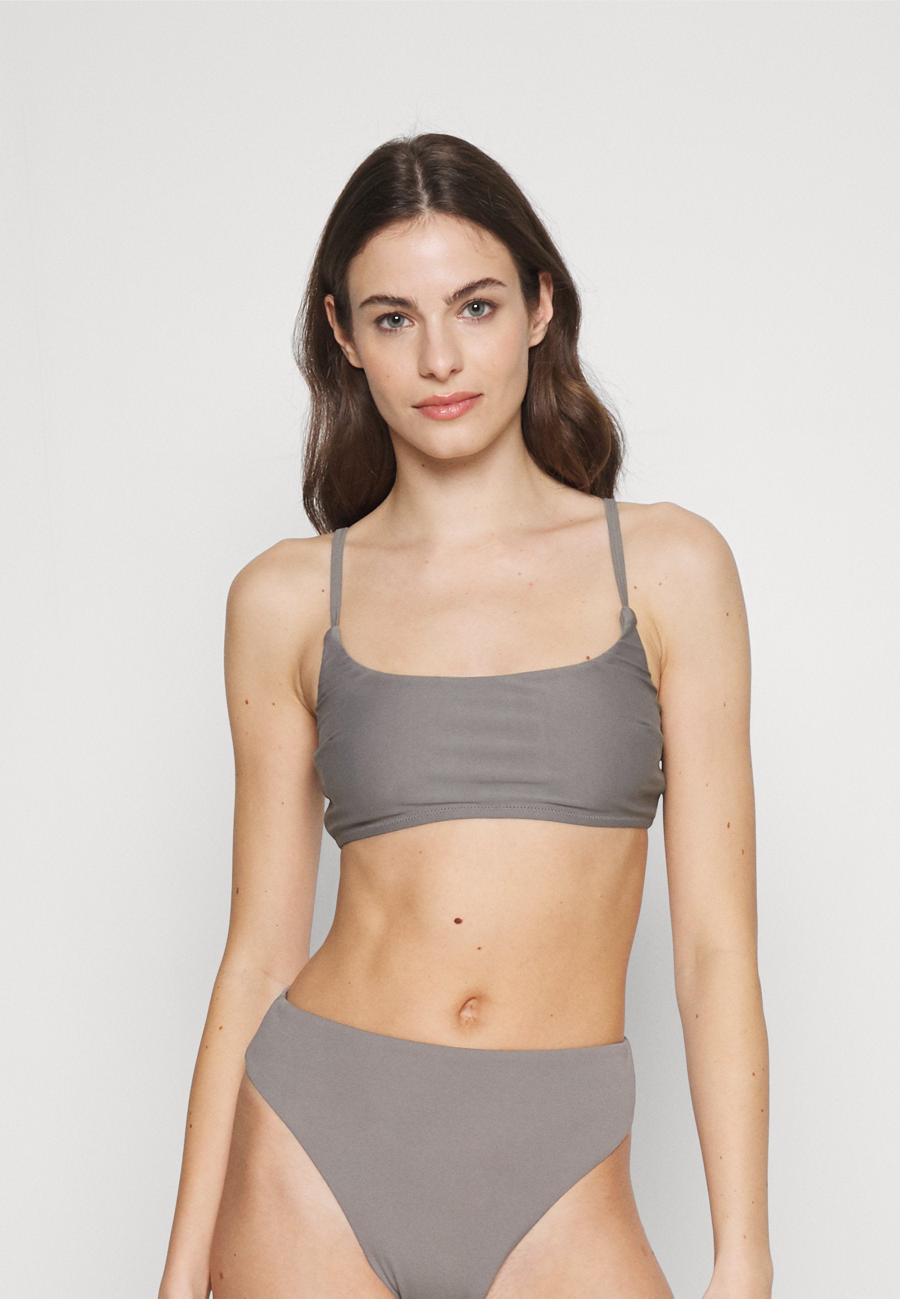 We Are We Wear  TILLY CROP