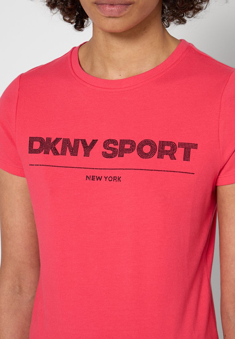 DKNY Sport