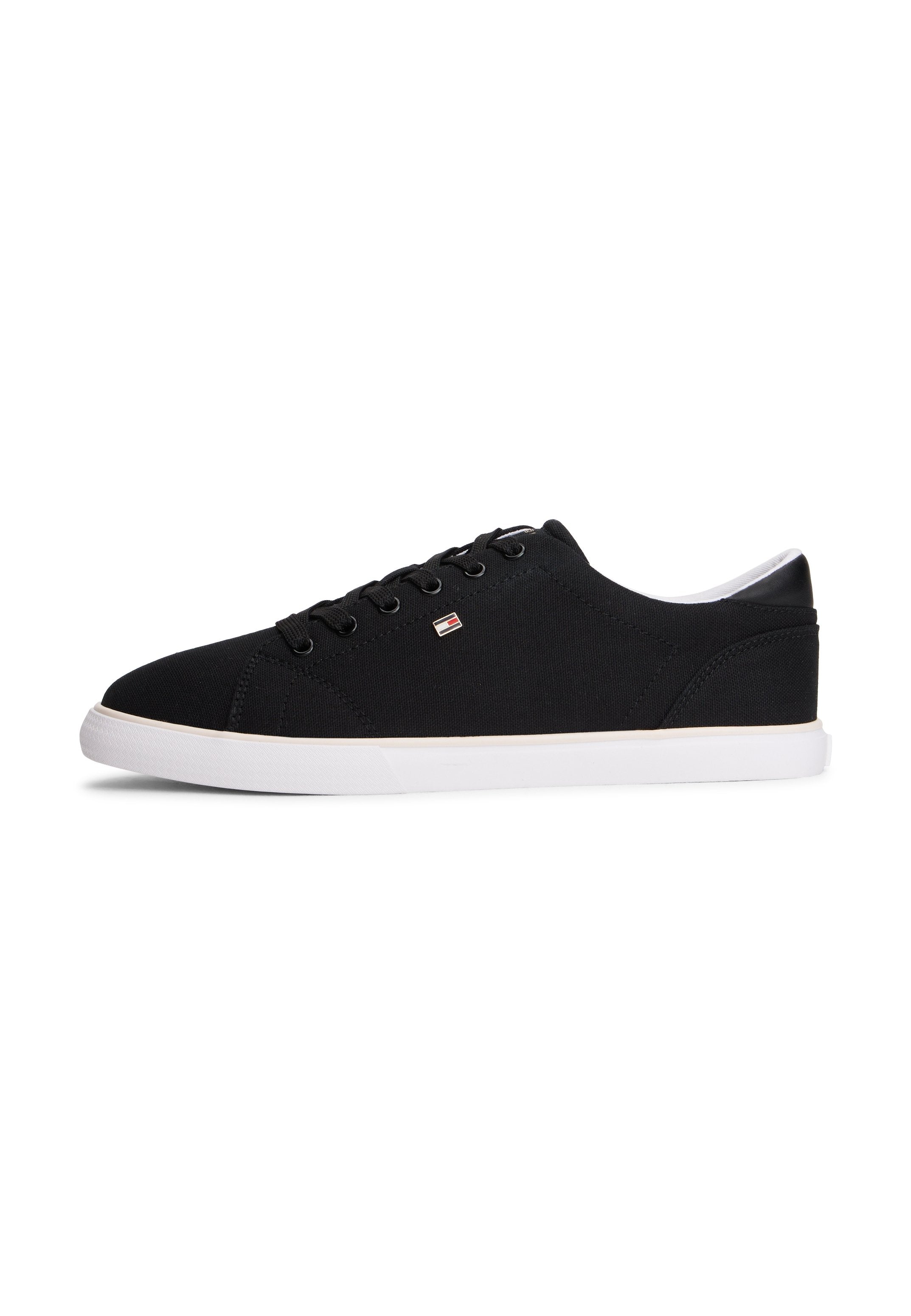 LOW PROFILE CANVAS LACE-UP TRAINERS Media 1