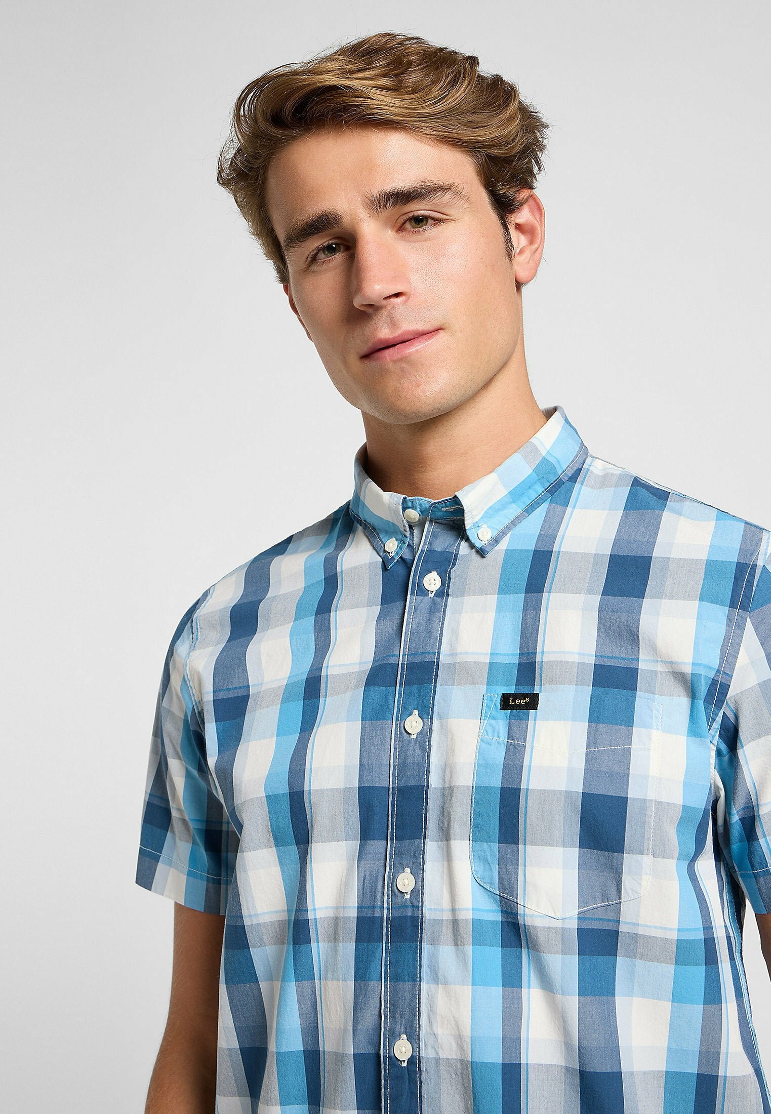 Lee BUTTON DOWN