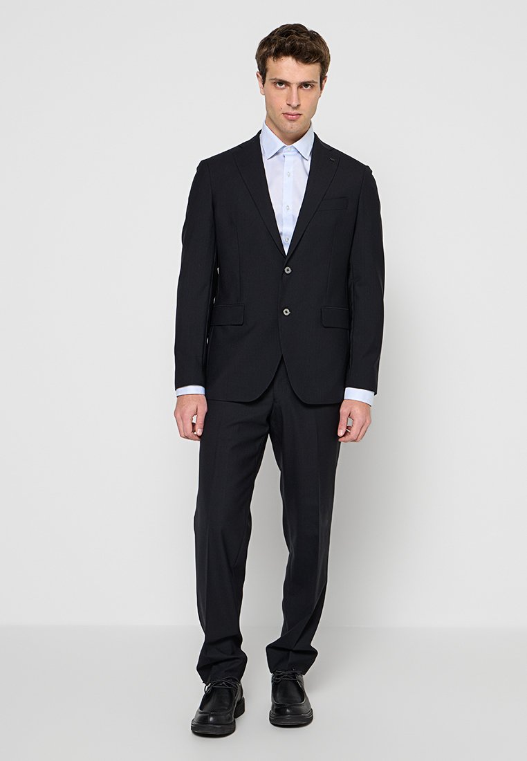 Michael Kors SLIM FIT