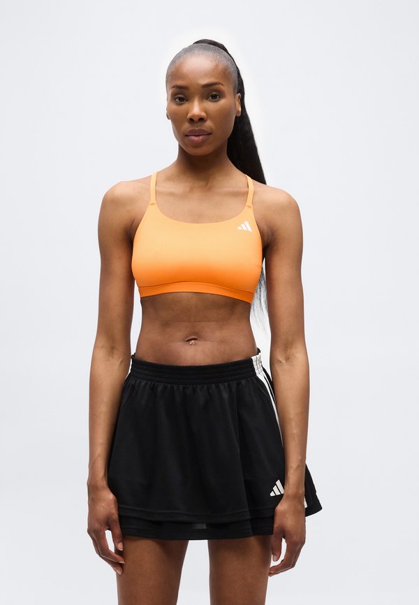 adidas Performance OPTIME ESSENTIALS WORKOUT LIGHT SUPPORT BRA - Light support sports bra - pure orange