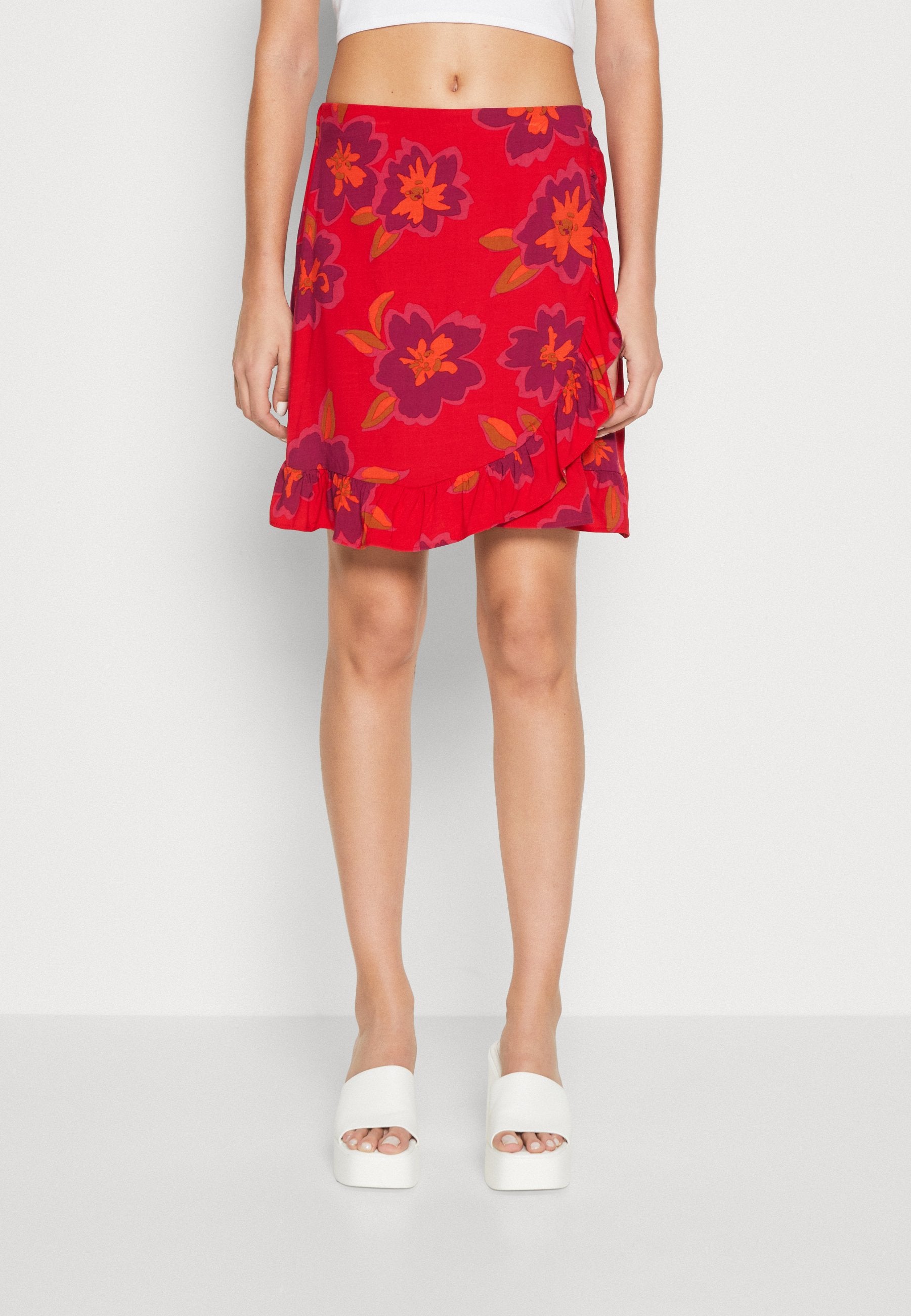 VILA VINAJA SHORT WRAP SKIRT