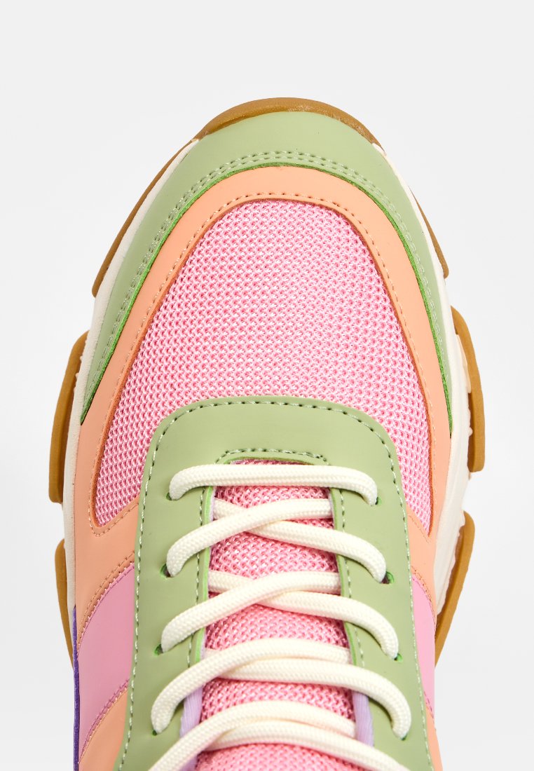 Steve Madden JDRAGON