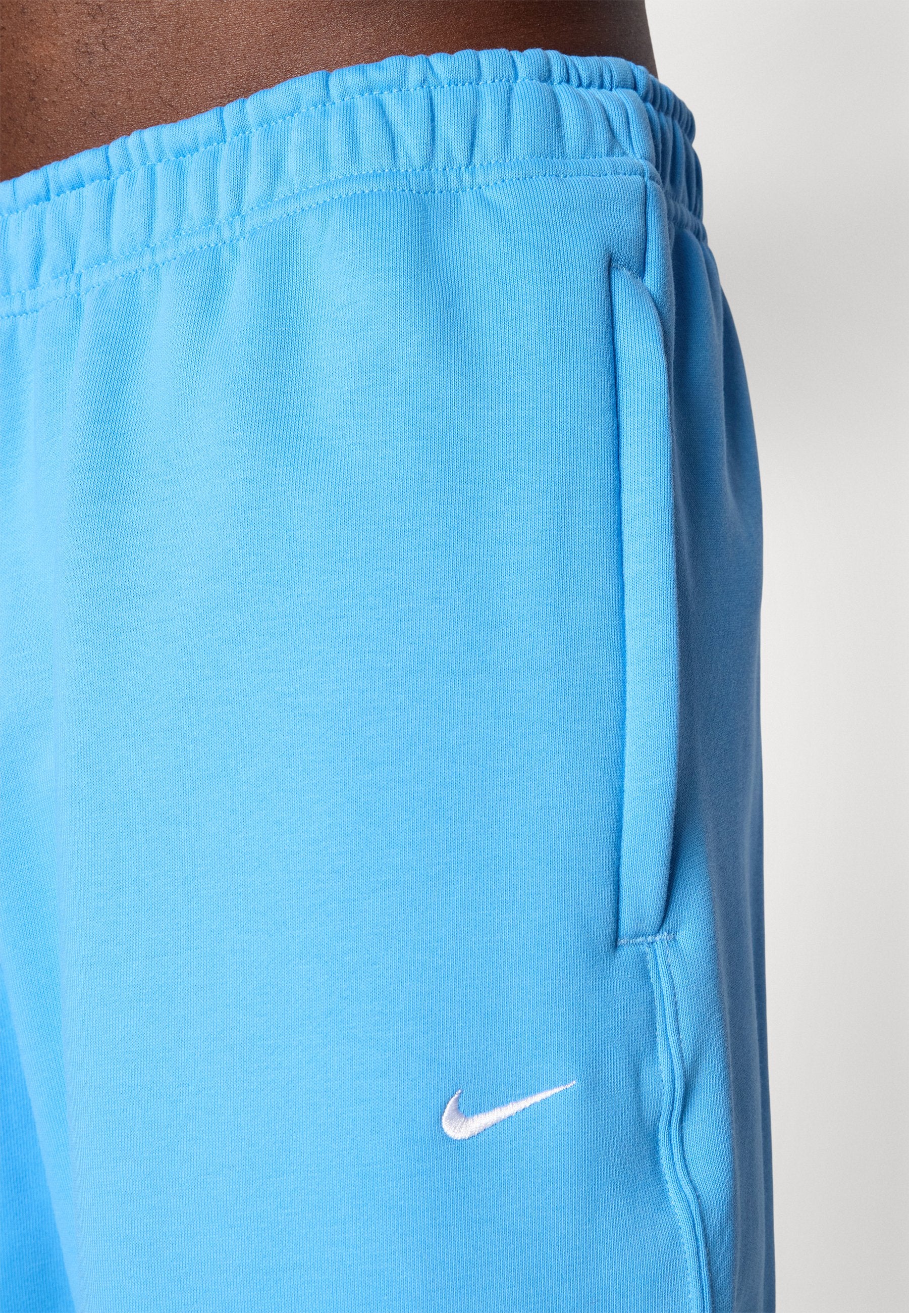 Nike Sportswear SOLO