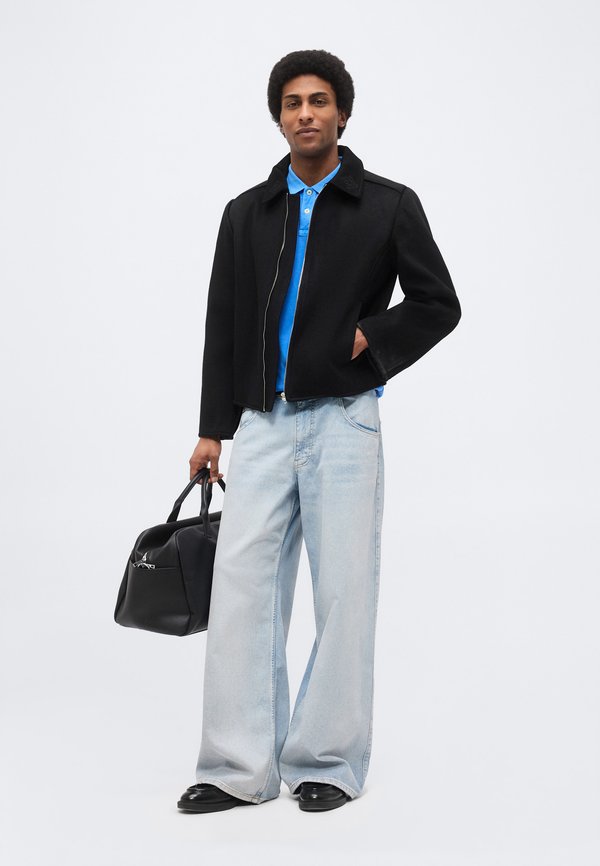 Marc O'Polo SHORT SLEEVE SLITS AT HEM EMBROIDERY