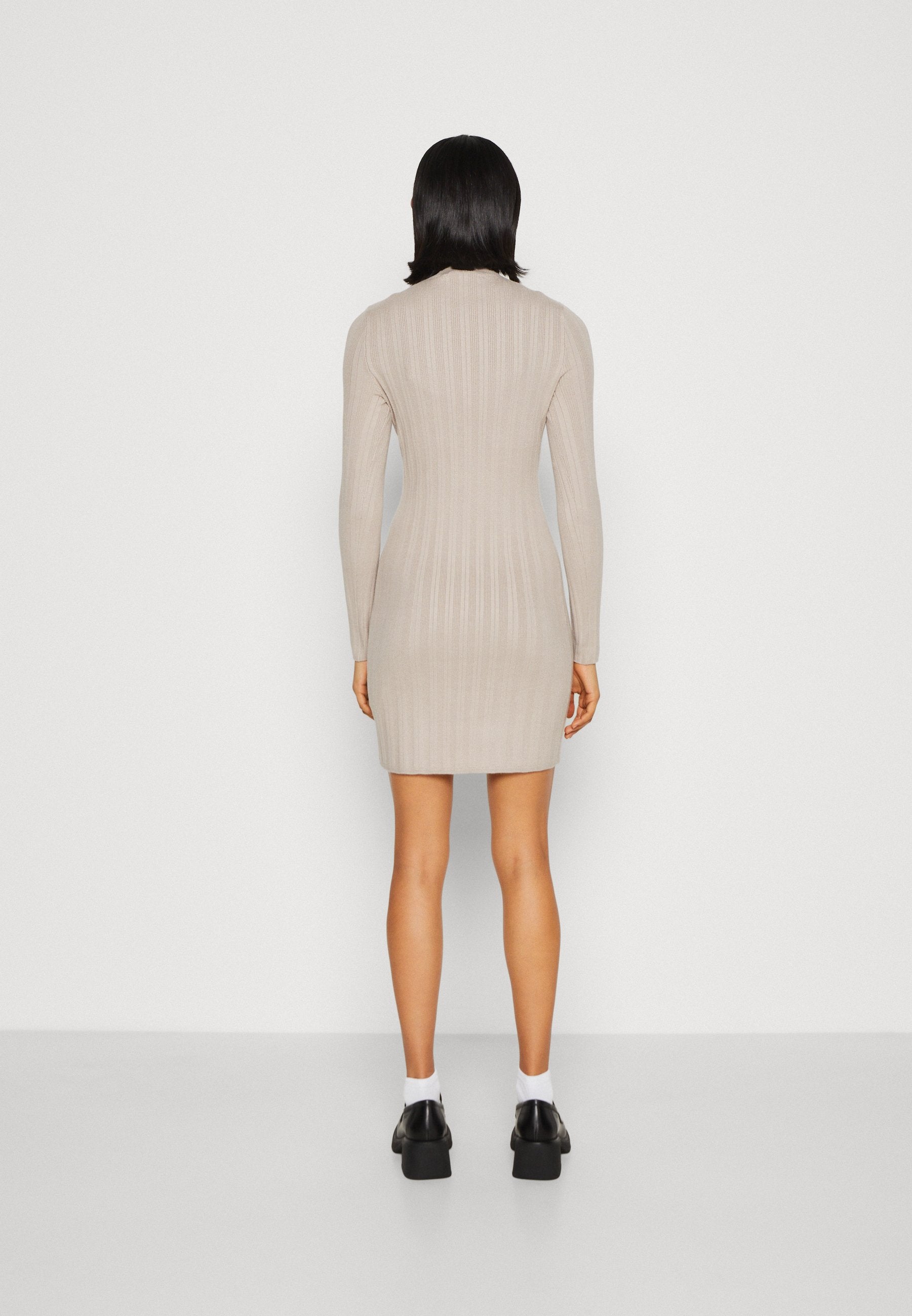 Abercrombie & Fitch LONG-SLEEVE MOCKNECK MINI SWEATER DRESS