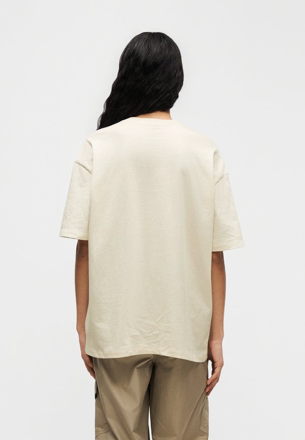 The North Face ESSENTIAL SIMPLE DOME TEE