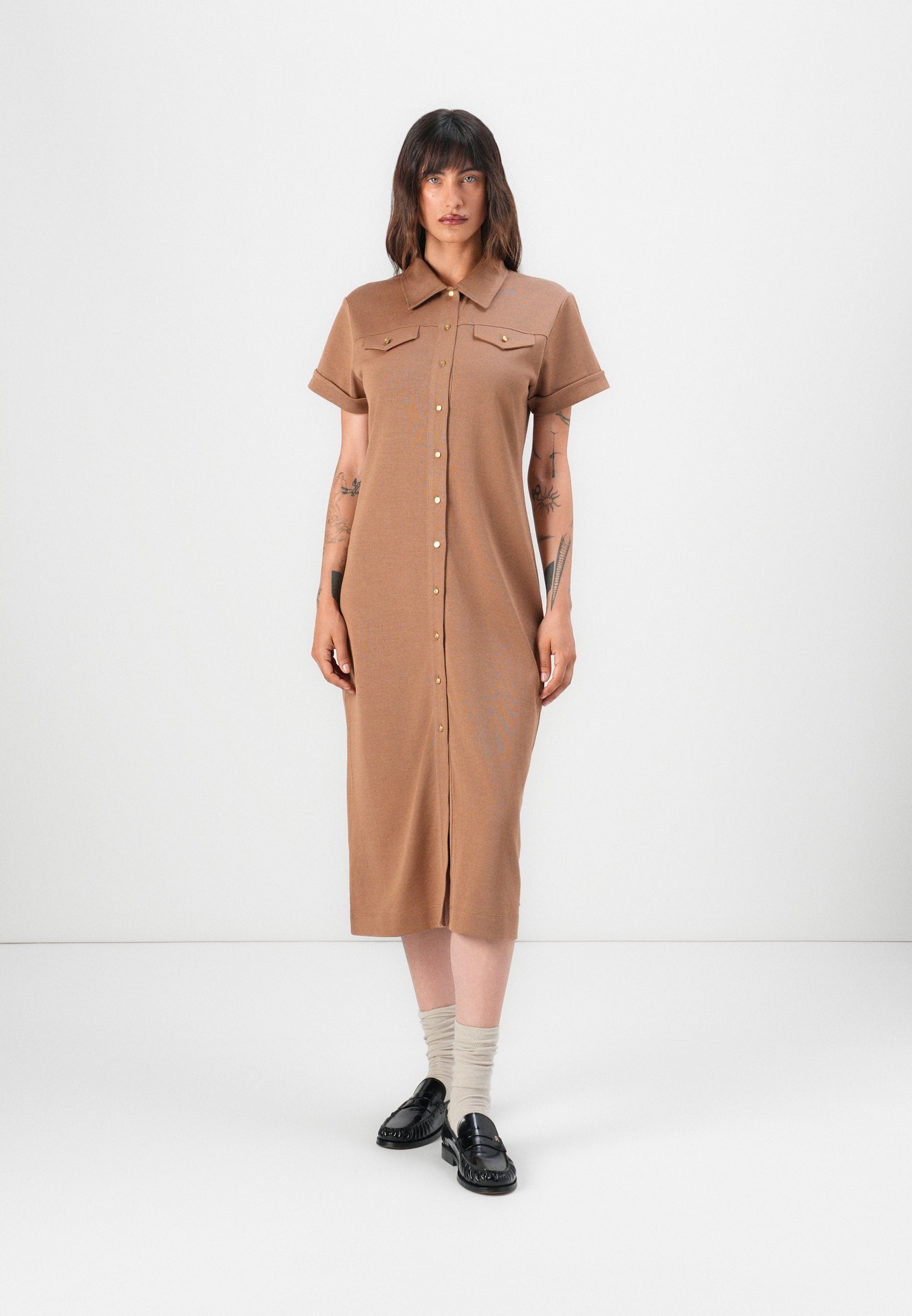 GOLD BUTTON MIDI SHIRT Media 3