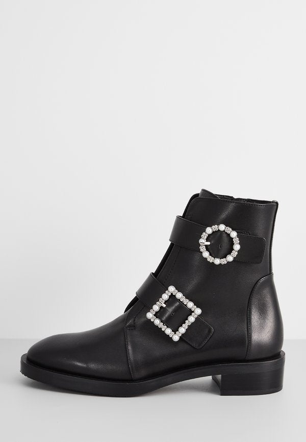 Stuart Weitzman RYDR