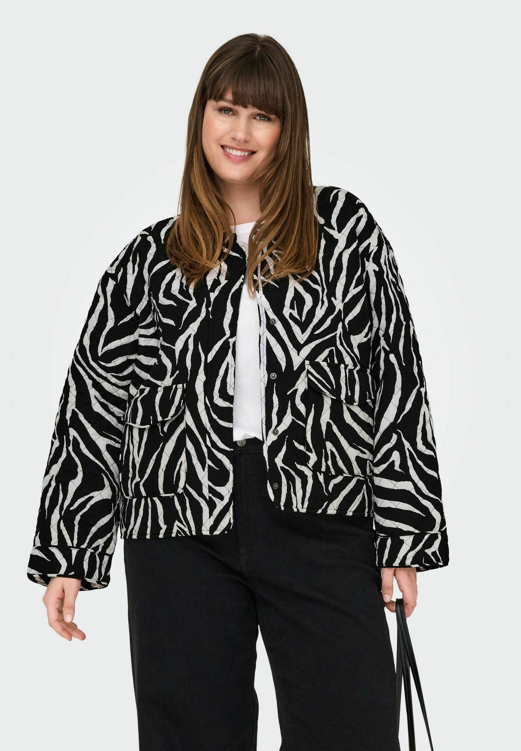 Quilted CARHALLIE Quilted Media 7