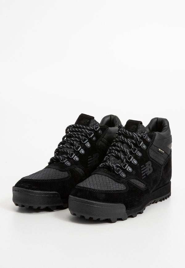 New Balance RAINIER