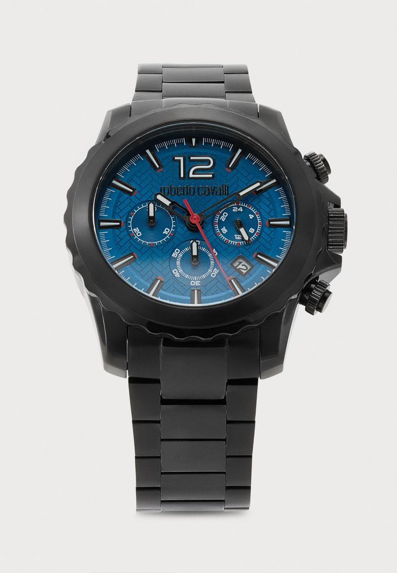 Schwarze Metallarmbanduhr mit blau strukturiertem Zifferblatt, drei Hilfszifferblättern, silbernen Stundenmarkierungen, rotem Sekundenzeiger und einem Datumsfenster bei vier Uhr.