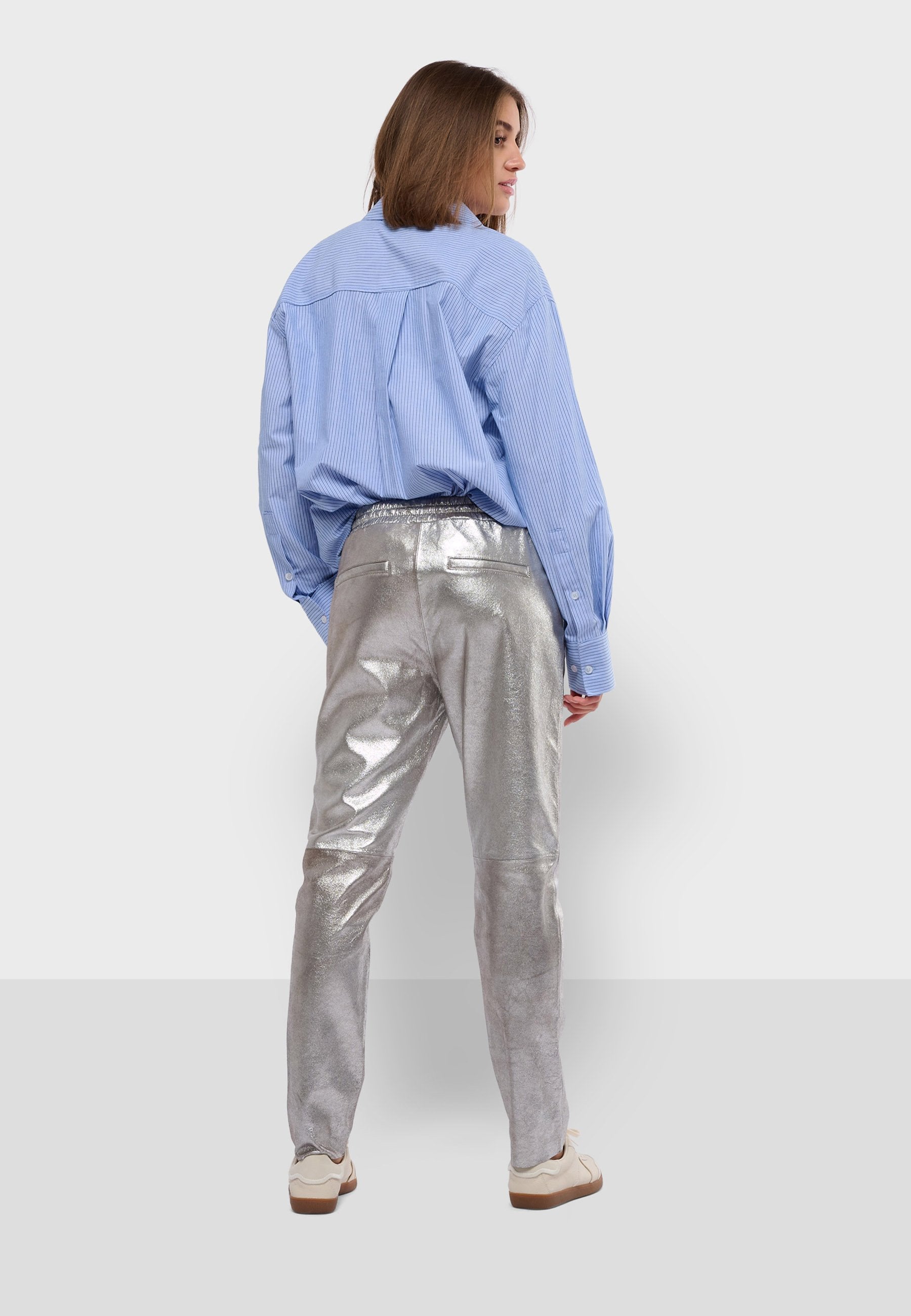 Oakwood SLIM FIT