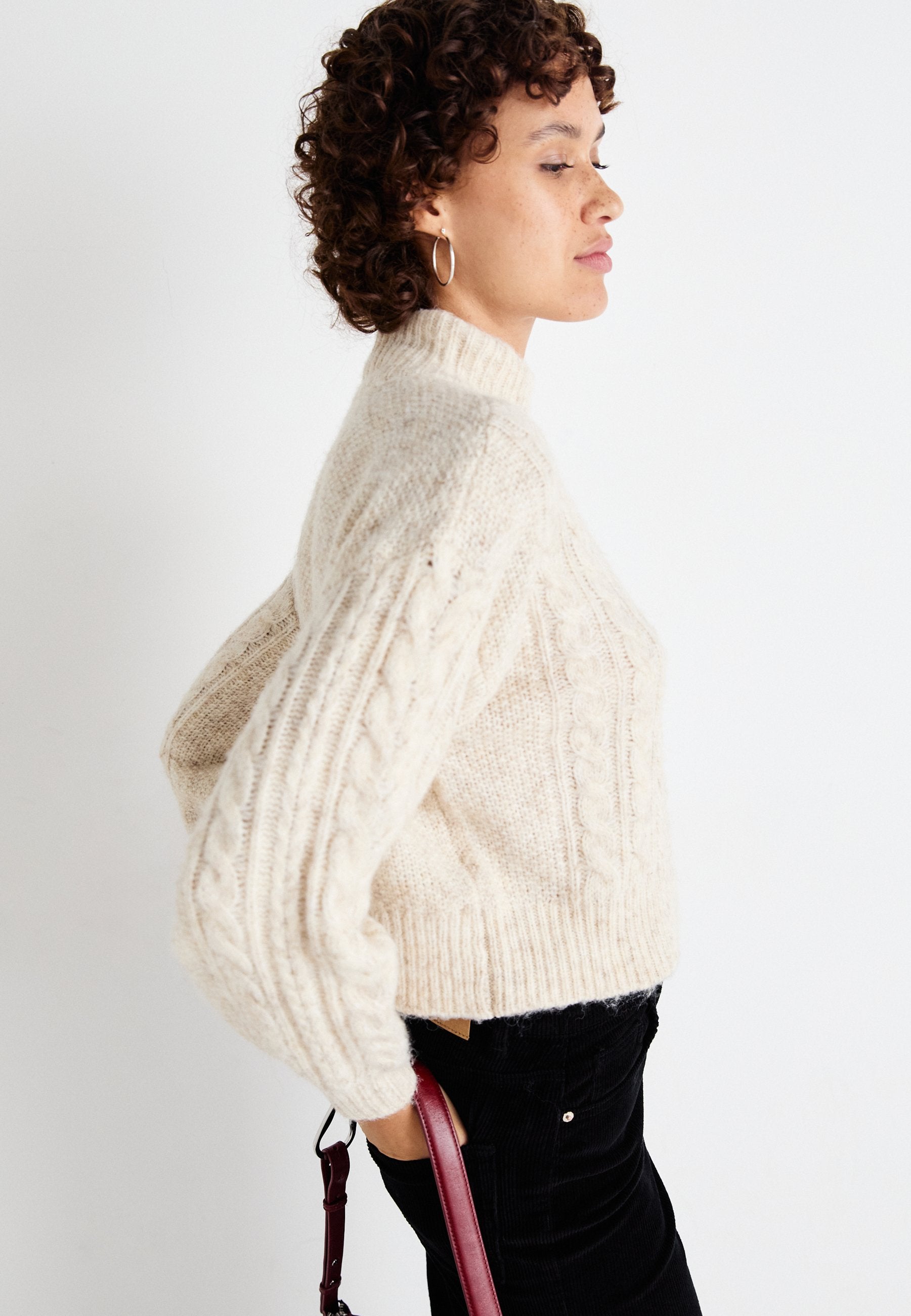 ONLY ONLIDA LIFE HIGH NECK