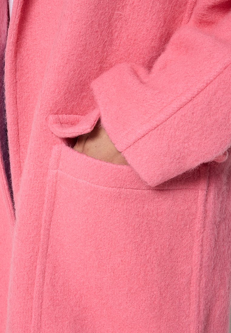 Victoria Beckham COCOON