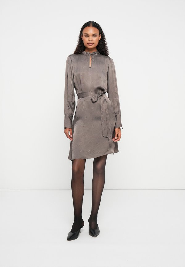 Bruuns Bazaar SINAPSIS ZENIA DRESS