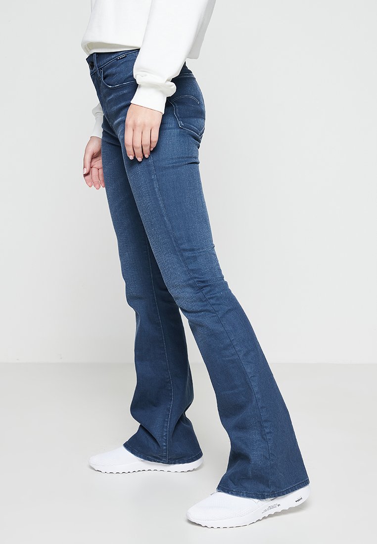 G-STAR Flared Jeans Media 2