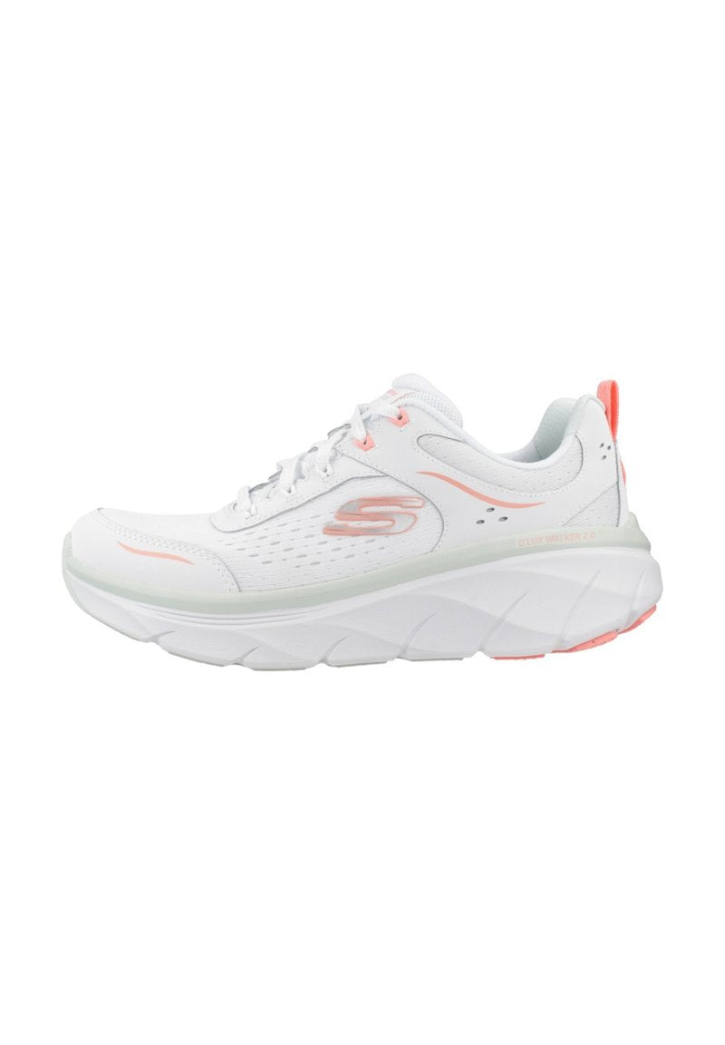 Weißer Sportschuh mit dicker Sohle, rosa Akzenten und belüftetem Mesh-Obermaterial, entworfen für Gehen und Komfort.