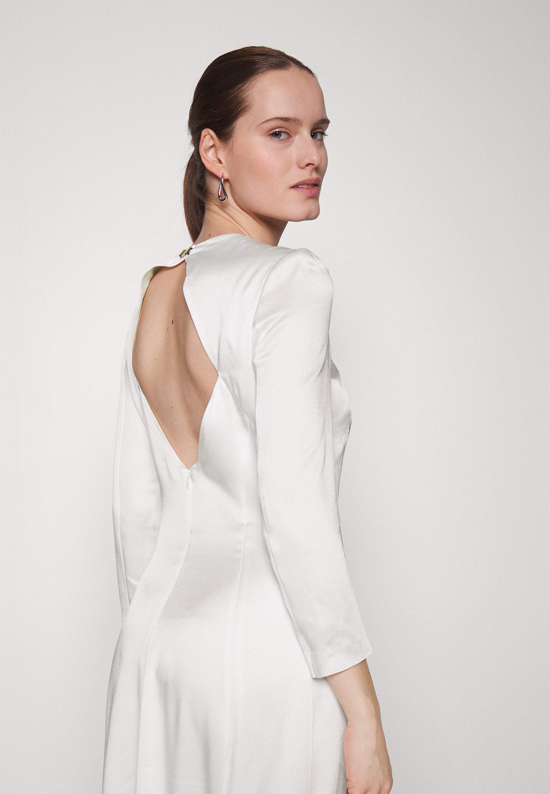IVY OAK BRIDAL MADDALENA