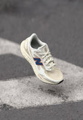 New Balance FRESH FOAM ARISHI V4 - Road running shoes - timberwolf