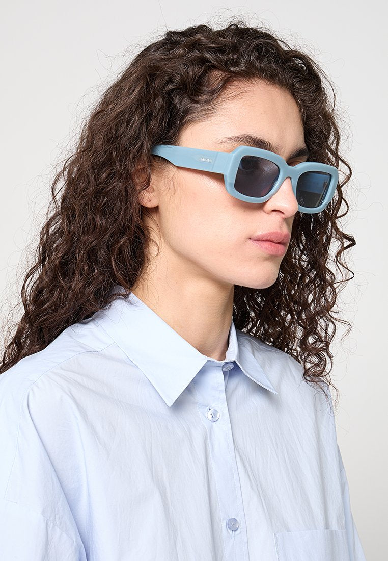 Calvin Klein Sonnenbrille Media 3
