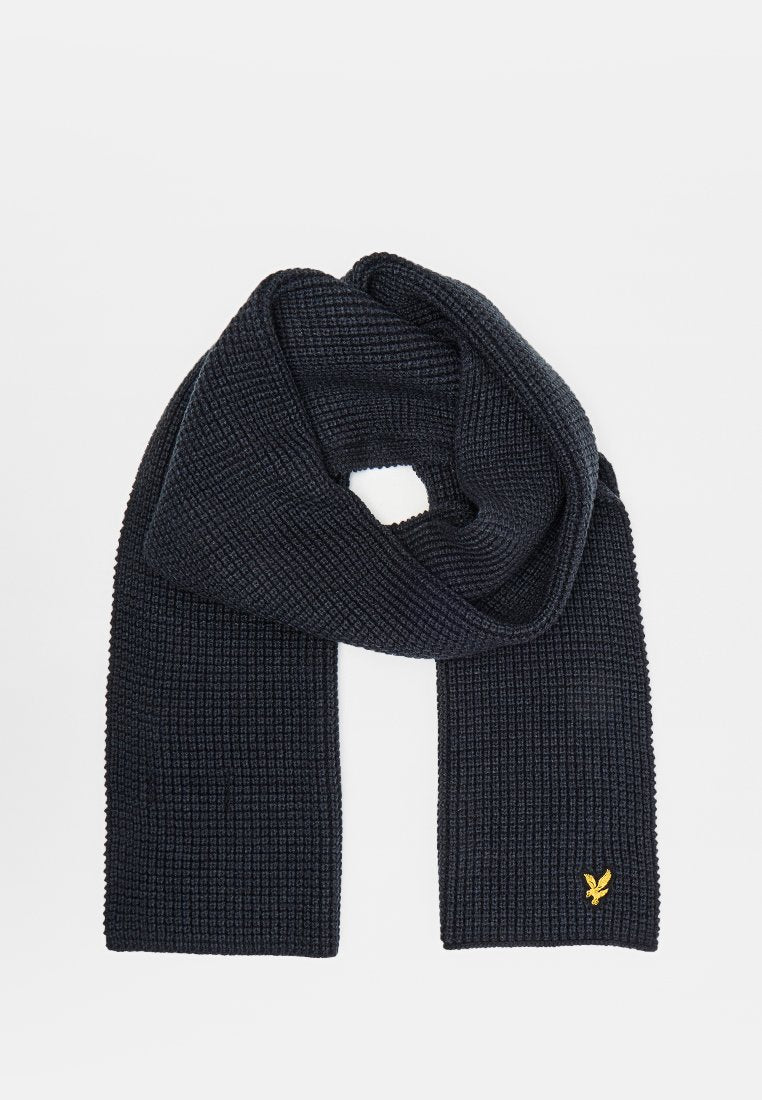 Lyle & Scott WAFFLE SCARF AND BEANIE SET