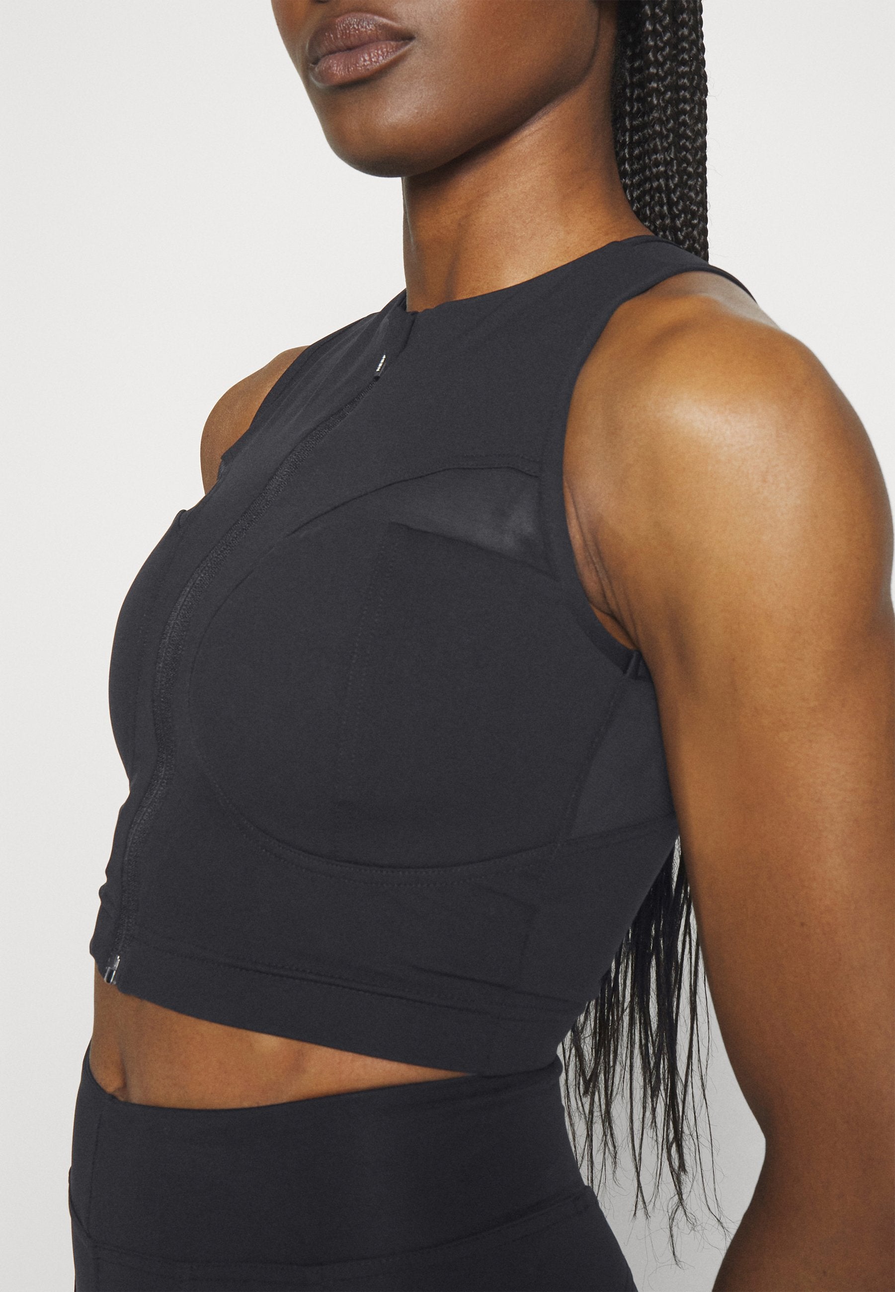 Nebbia NEBBIA WOMENS COMPRESSION PUSH-UP INTENSE