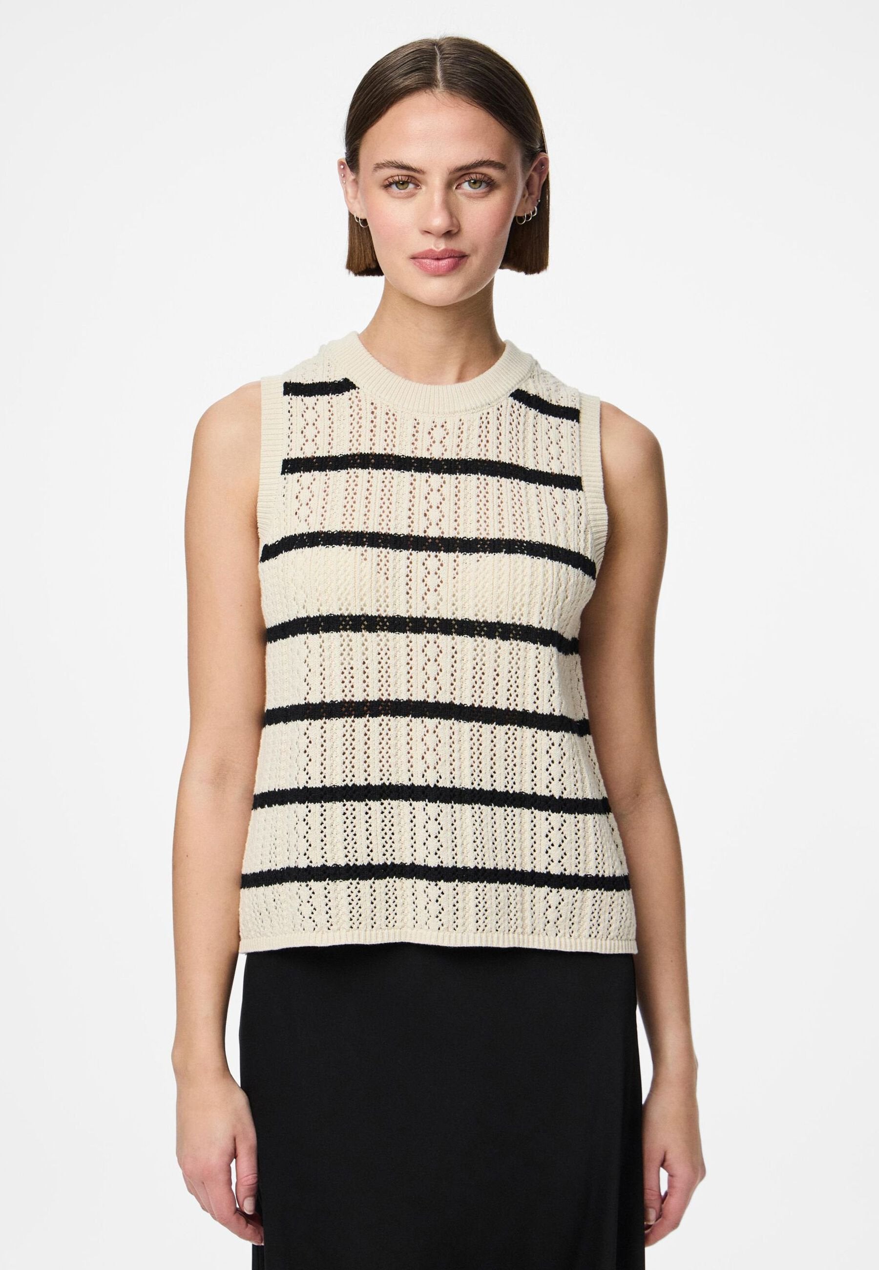 Pieces Knitted PCNUKA