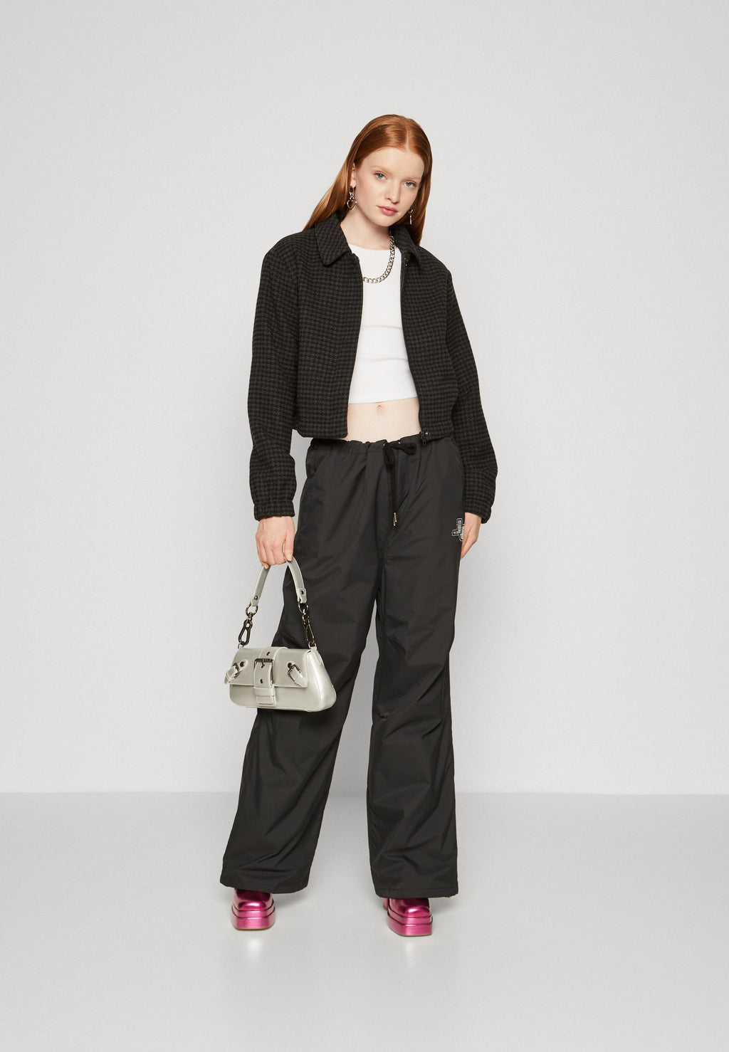 ONLELLA SHORT CHECK JACKET Media 2