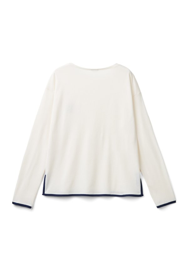 United Colors of Benetton WITH EMBROIDERY