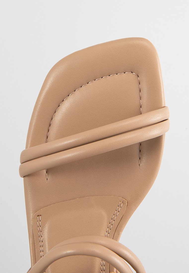 Steve Madden ENSURE