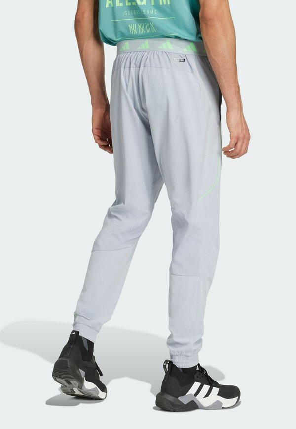 adidas Performance TECH APP