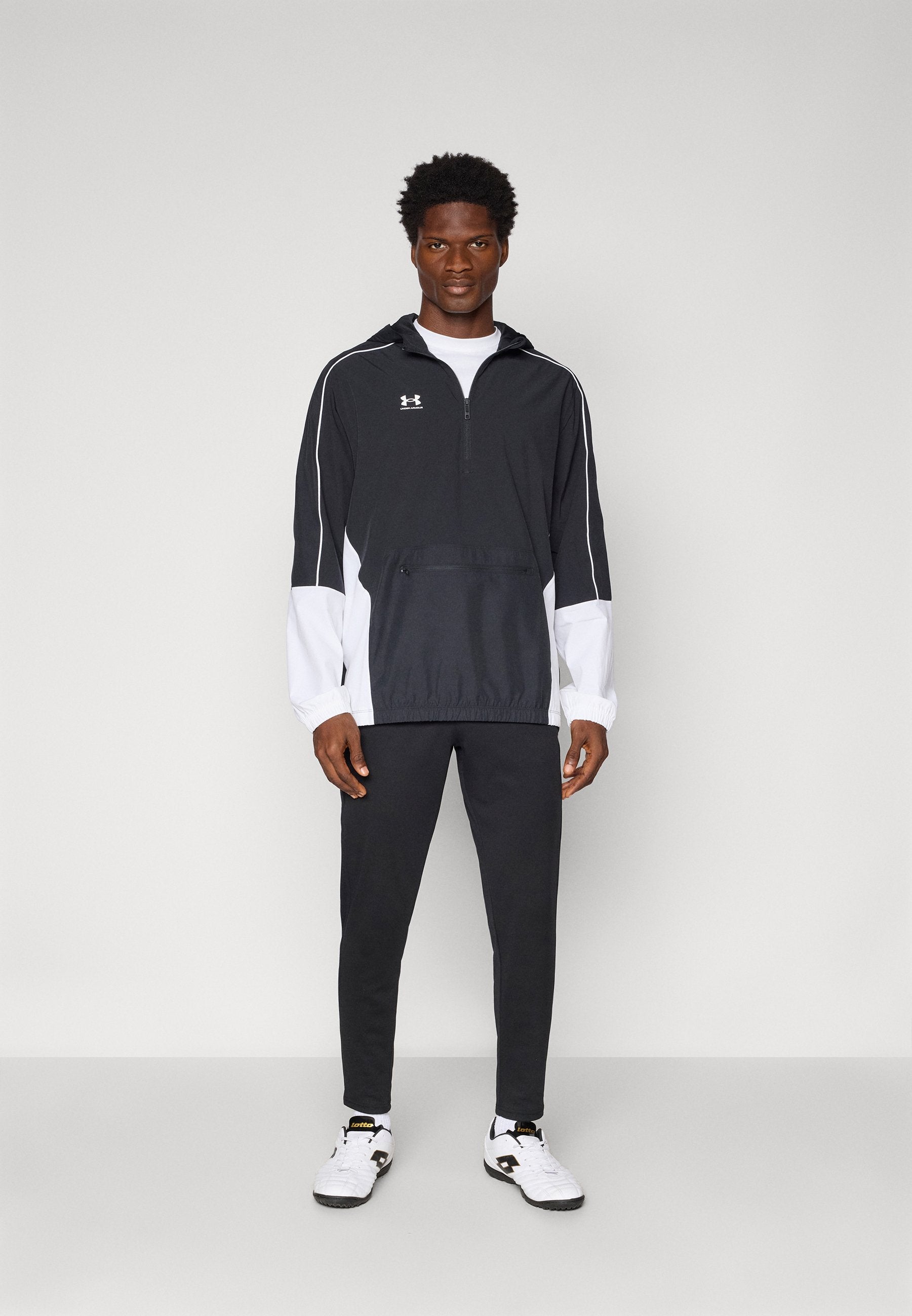 Under Armour CHALLENGER