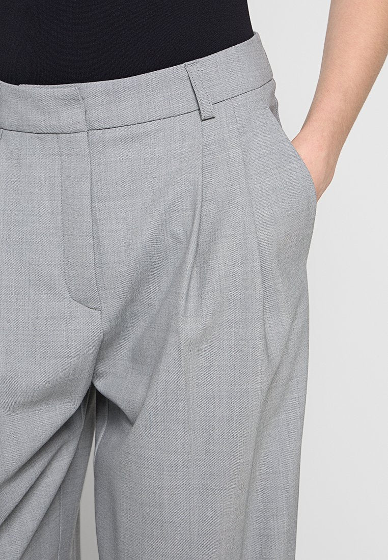 comma Stoffhose Media 5
