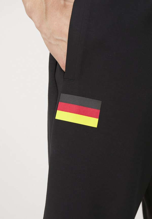 EA7 Emporio Armani BERMUDA